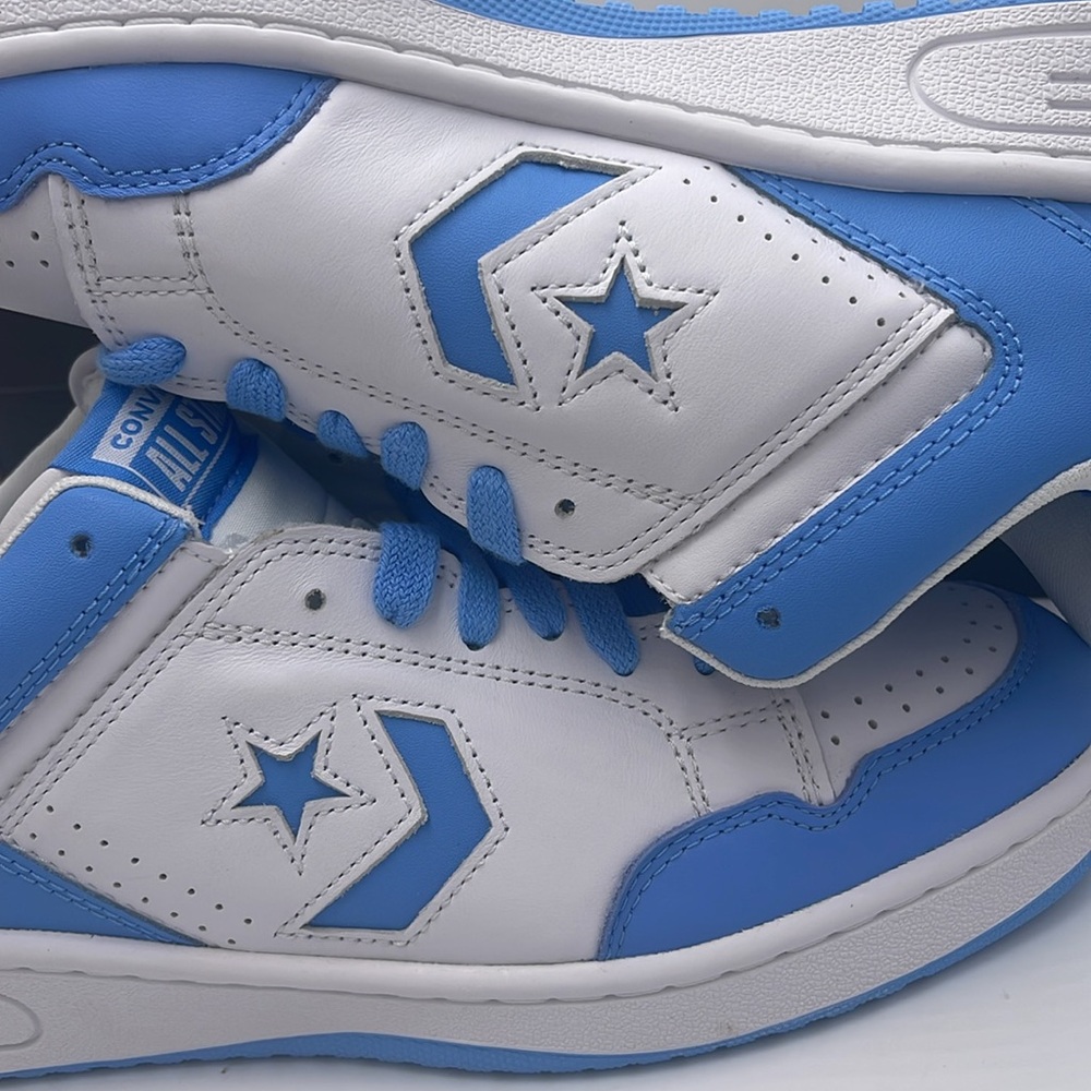 Converse Men’s White and Blue Sneakers A12867C
WEAPON OX
WHITE/LT BLUE/WHITE - Picture 15 of 16